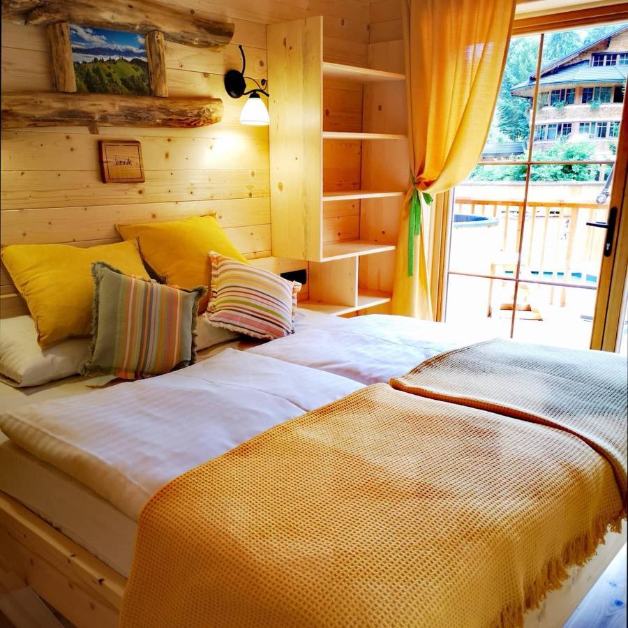 Hotel Ribno Luxury Glamping à Bled Extérieur photo
