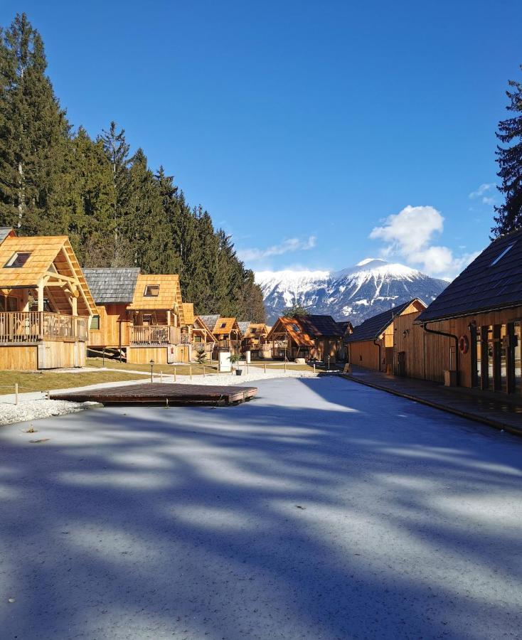 Hotel Ribno Luxury Glamping à Bled Extérieur photo