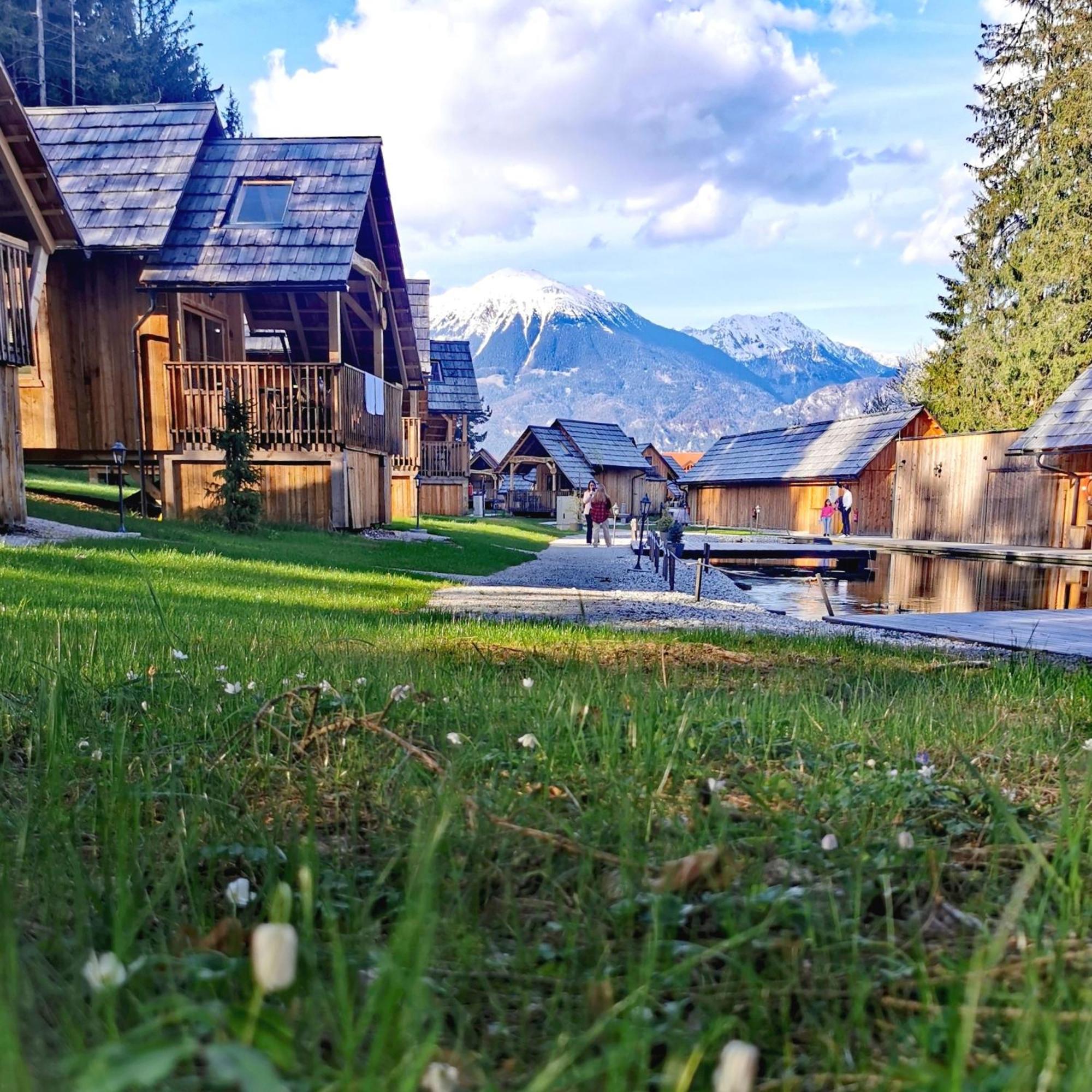 Hotel Ribno Luxury Glamping à Bled Extérieur photo