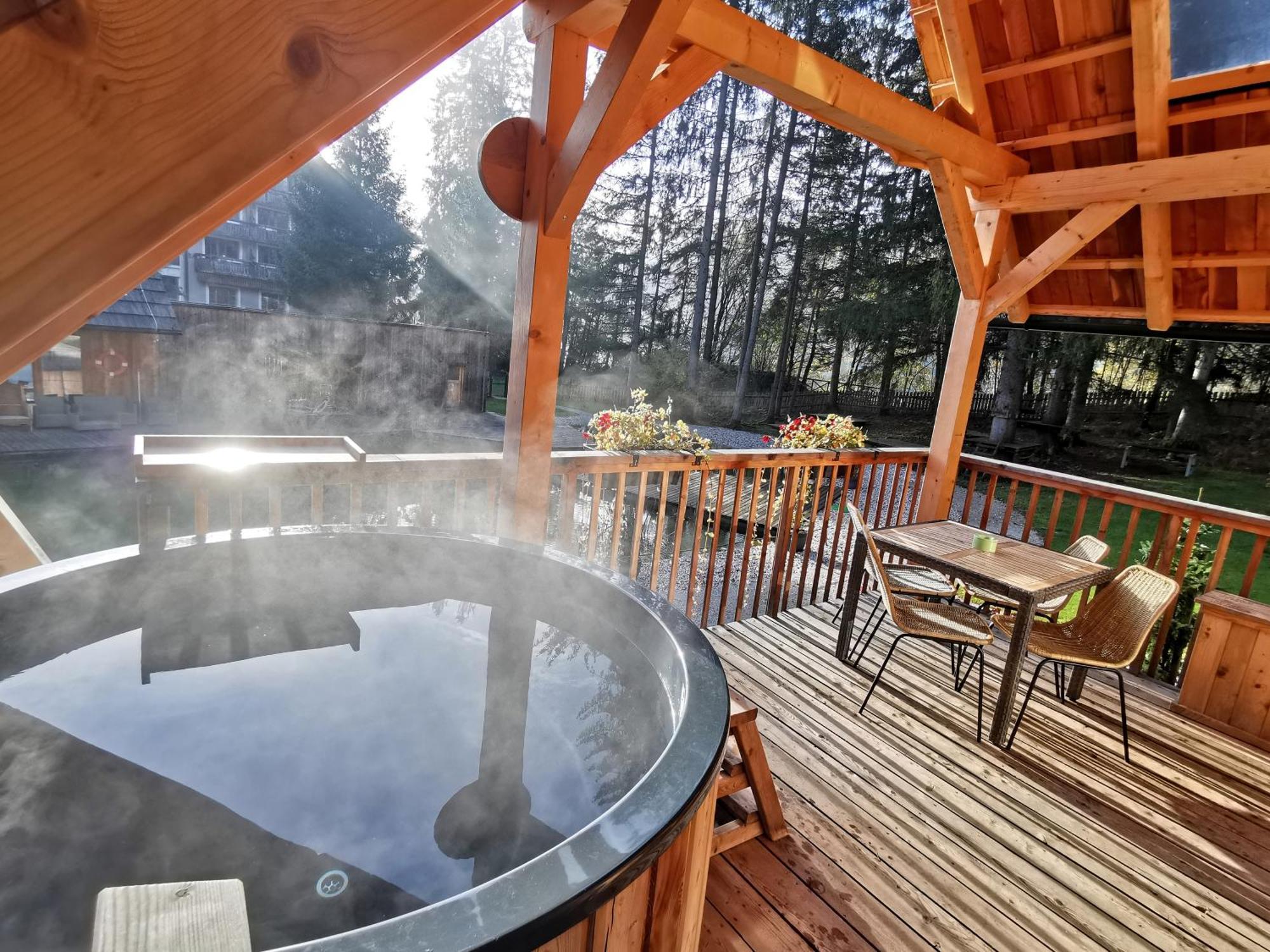 Hotel Ribno Luxury Glamping à Bled Extérieur photo